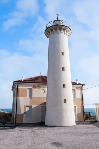 El faro de Bibione, Italia . — Foto de Stock