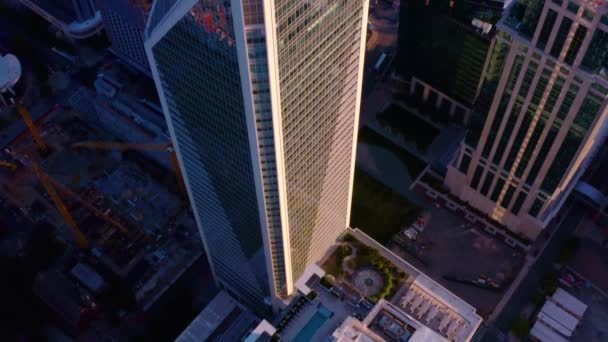 夏绿蒂公爵能源大厦上城日落时的航拍 — 图库视频影像