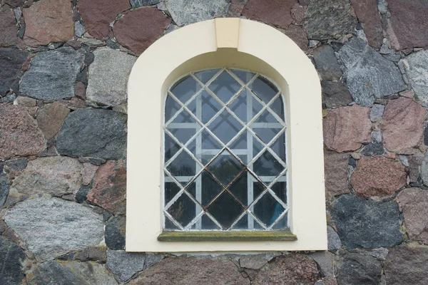 Okno Kamiennej Ścianie Okno Kratowe Zamku — Zdjęcie stockowe