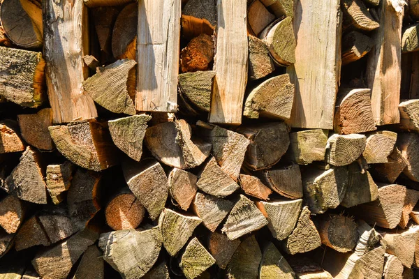 用一种特殊的方式折叠的碎木料 木质部 — 图库照片