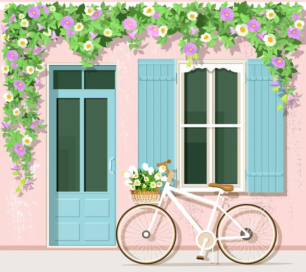 Provence stili house yakınındaki çiçekli bisiklet. Vintage bina cephe. Vektör kümesi: kapı, pencere, Bisiklet, çiçekler. 