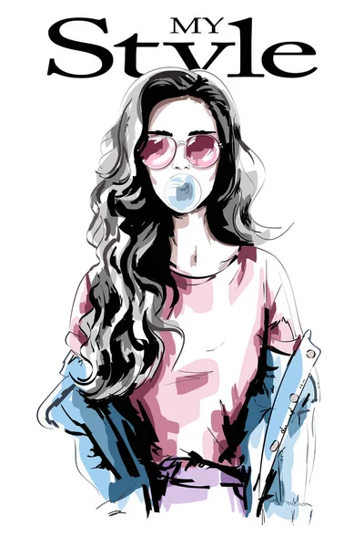 Elle çizilmiş olan kadın sakız. Güzel kadın portre. Uzun saçlı sevimli kız. Casual giyim kadın moda. Kroki. 