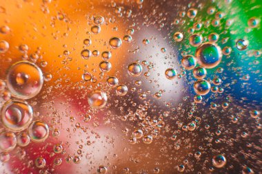 Evren ya da gezegenler kozmik soyut bir psikedelik arka plandır. Soyut atom molekül yapısı. Kabarcık. Havadan ya da moleküllerden makro çekim. Biyoloji, fizik veya kimya soyut