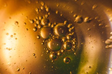 Evren ya da gezegenler kozmik soyut bir psikedelik arka plandır. Soyut atom molekül yapısı. Kabarcık. Havadan ya da moleküllerden makro çekim. Biyoloji, fizik veya kimya soyut