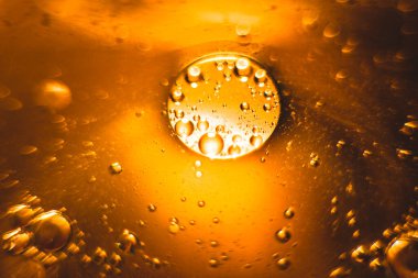 Evren ya da gezegenler kozmik soyut bir psikedelik arka plandır. Soyut atom molekül yapısı. Kabarcık. Havadan ya da moleküllerden makro çekim. Biyoloji, fizik veya kimya soyut