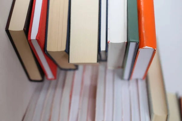 Stapel Von Büchern Auf Weißem Hintergrund — Stockfoto