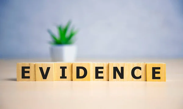 Word Evidence Composed Wooden Letters Science Concept — Stock Photo, Image