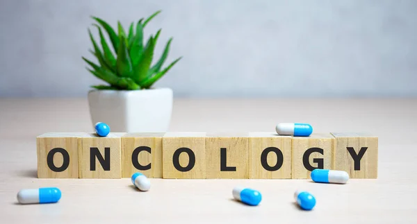 Palabra Oncología Hecha Con Bloques Construcción Concepto Médico —  Fotos de Stock