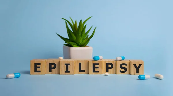 Palavra Epilepsy Cubos Madeira Fundo Conceito Consciência Epilepsia — Fotografia de Stock