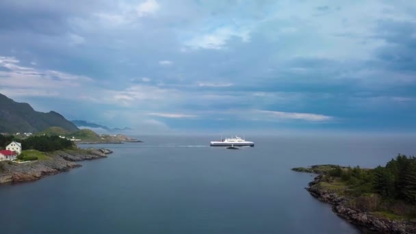 Ferry Zeilen Zee — Stockvideo
