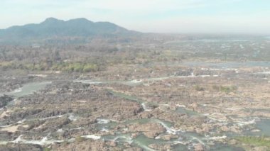 Don Det ve Laos 'taki 4000 adanın üzerinde uçuyordu. 