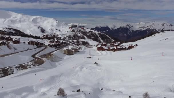 Plagne滑雪胜地的空中景观 — 图库视频影像