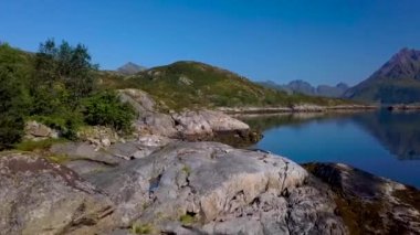 Çadırın İçinden Geç