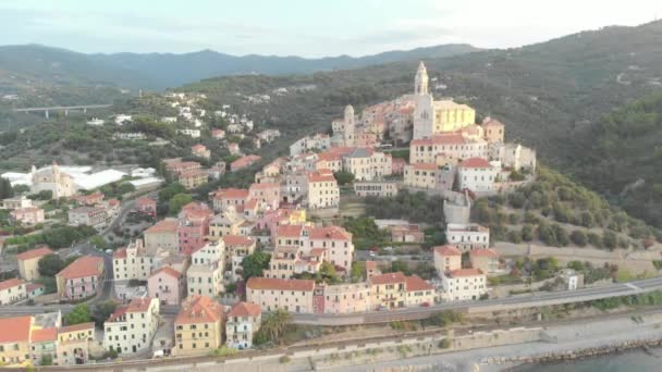 Voando Torno Cervo Cidade Medieval Costa Mediterrânea Liguria Riviera Itália — Vídeo de Stock