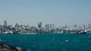 Boğaz Boğazında Deniz Trafiği