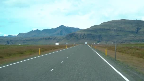 Conducción Coches Camino Islandia — Vídeo de stock