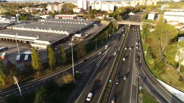 城市街繁忙的交通 — 图库视频影像