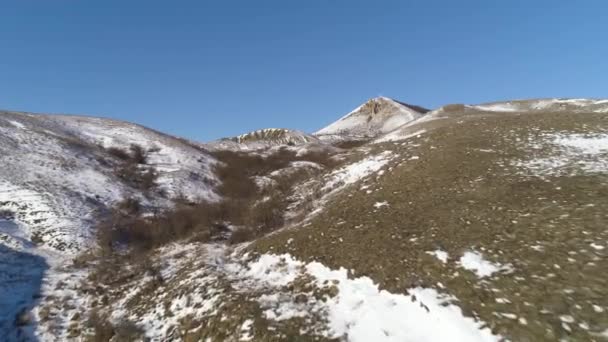 Montañas Bajo Nieve Invierno — Vídeo de stock