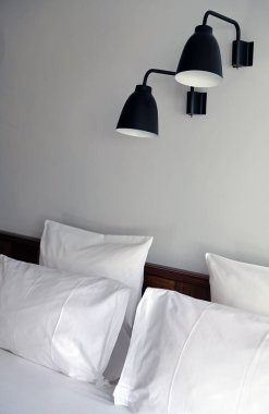 Minimalist yatak odası iç dekorasyonu