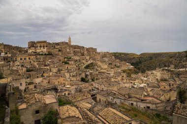 Matera 'daki Dal heykeli, Güney İtalya' nın Basilicata bölgesinde bir şehir. 2019 yılında, Matera Avrupa Kültür Başkenti ilan edildi..