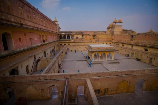 Jaipur, Rajasthan, Hindistan 'daki Amber Kalesi' nin harem kısmı.