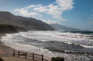 Umut Plajı (Spiaggia della Speranza), Sardunya