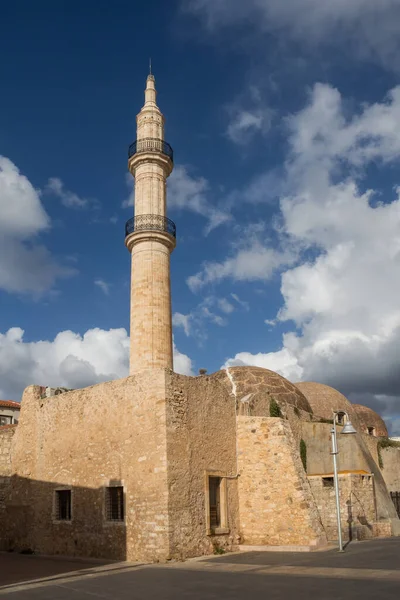 Neratze También Conocida Como Mezquita Gazi Hussein Con Torre Nubes — Foto de Stock