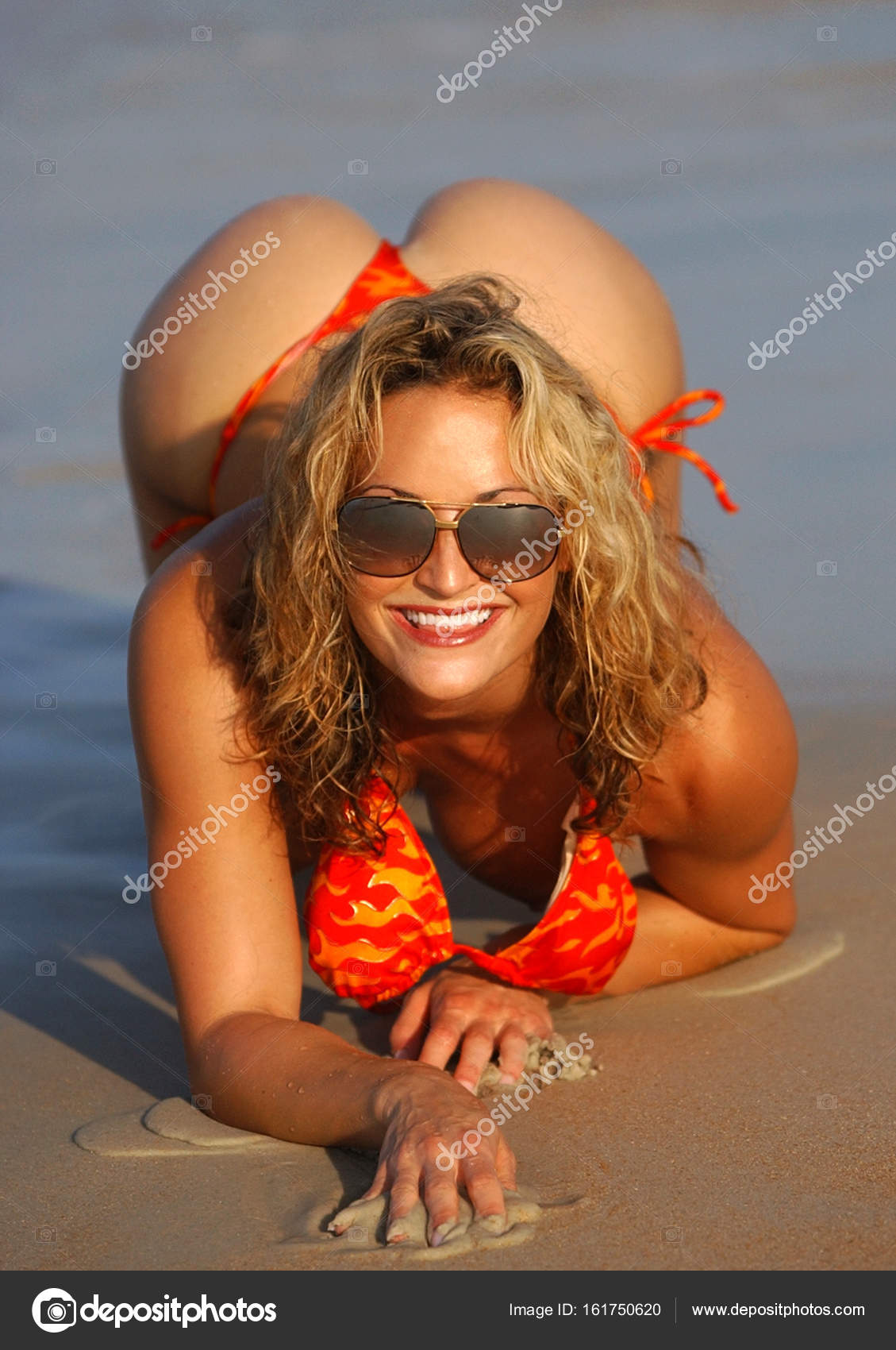 Oiled Bikini Pics