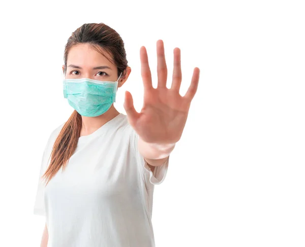 感染を保護するための医療保護顔マスクを身に着けているアジアの女性は ウイルスを保護し 白い背景に分離手を停止ジェスチャーを示しています クリッピングパスと グローバルヘルスケアと感染の概念 — ストック写真