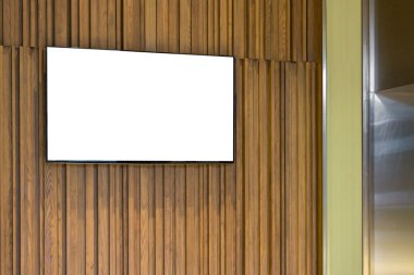 Modern alışveriş merkezindeki mesajınızı ayarlamak için boş reklam panosu LCD reklam panosu, kırpma yolu ile seçici odak oluşturun.