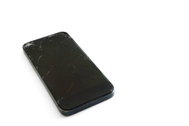 Kırık ekranlı mobil akıllı telefon beyaz arkaplanda izole edildi. Kırpma yolu ile