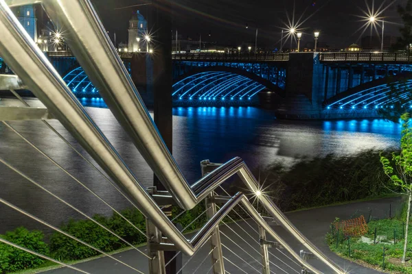 Handrail Shining Foreground Blue Lights Glowing Bridge Night Charles River — Stock Photo, Image