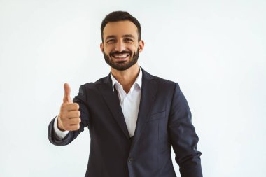 İşadamı beyaz arka planı onayladı