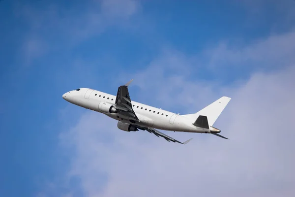 Embraer ERJ-170-100 (ERJ-170STD) — Stock Photo, Image