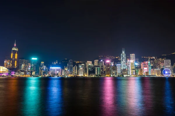 NightView přístavu Victoria v Hong Kongu — Stock fotografie