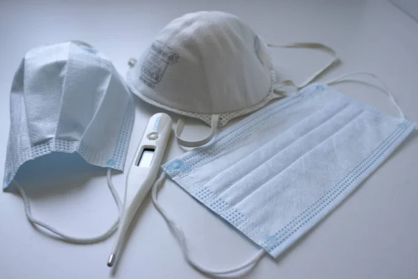 Çeşitli hastalıklar için ilk yardım çantası