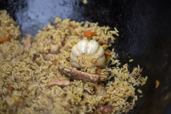 Pilaf, dimasak di luar ruangan Stok Foto