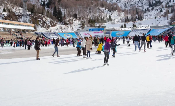 La gente en la pista Medey —  Fotos de Stock