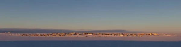 Panoramic View Northern Arctic Community Cambridge Bay Nunavut Snow Ground — Stock Photo, Image