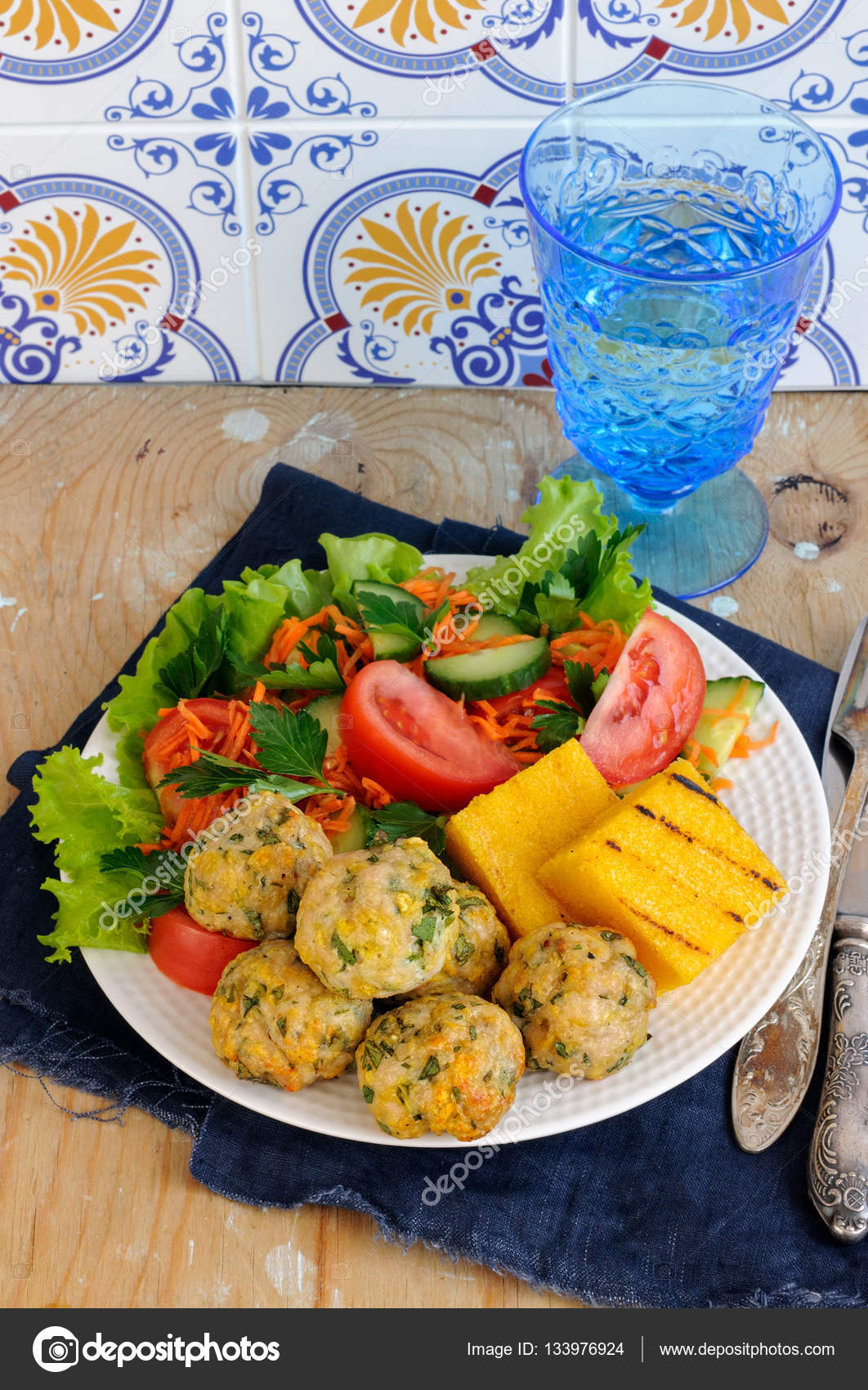 Baharatlı Tavuk Ve Polenta Tarifi Baharatlı Tavuk Ve Polenta Tarifi