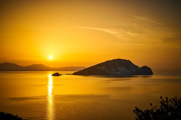 Zakinthos 'ta gün doğumu, Greese