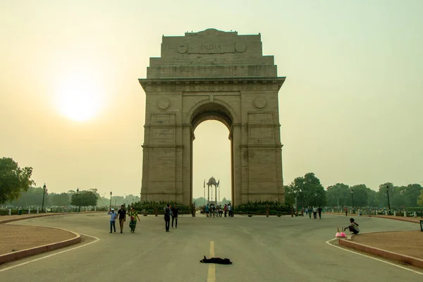 Sonnenaufgang India Gate Neu Delhi Morgenradfahren Silhouette Des India Gate — Stockfoto