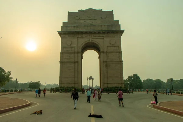 Zonsopgang Bij India Gate New Delhi Morning Cycling Silhouet Van — Stockfoto