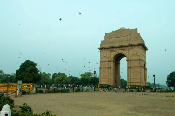 Zonsopgang Bij India Gate New Delhi Morning Cycling Silhouet Van — Stockfoto