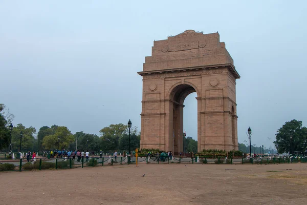 Sonnenaufgang India Gate Neu Delhi Morgenradfahren Silhouette Des India Gate — Stockfoto