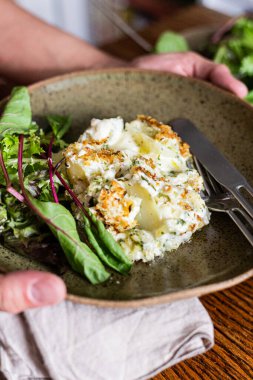 Kremalı ve patatesli morina balığı..