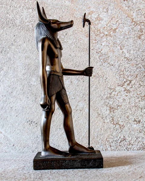 アンビスエジプトの像神ブロンズ — ストック写真