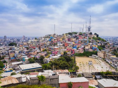 Panoramik pitoresk Las Penas mahalle Santa Ana Hill, Guayaquil, Ekvator