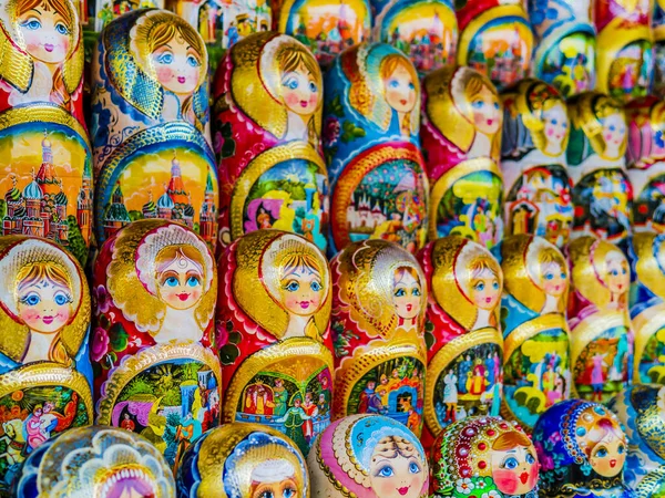 Exibição Impressionante Bonecas Matryoshka Tradicionais Coloridas Moscou Rússia — Fotografia de Stock