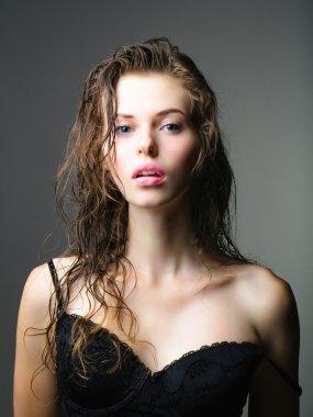 çok seksi kız erotik iç çamaşırı